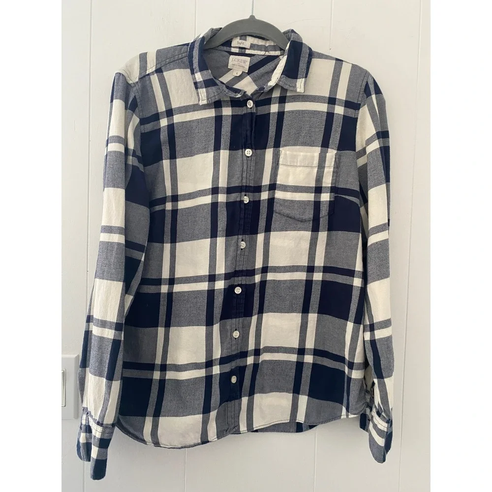 J.Crew Boy Fit Plaid Button Down Shirt Womens Size L‎ Navy/White Cotton